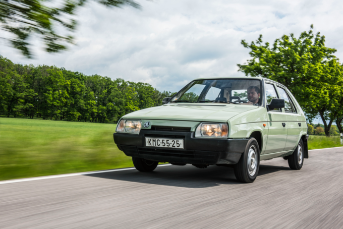 Legendarni Skoda Favorit Se Vraća: Moderna Električna Konceptna Verzija Kultnog Hečbeka